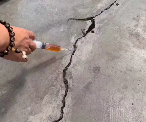 文安混凝土裂缝修补技术详解​